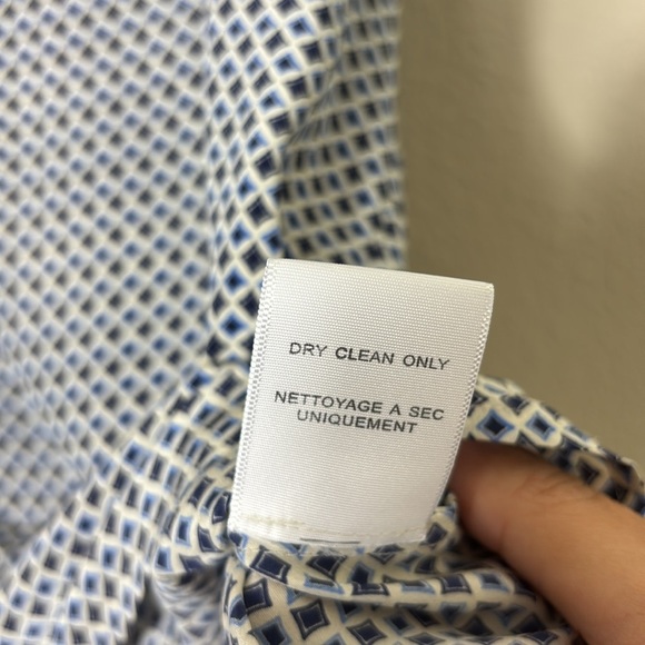 Joie Baxter Blue Black Diamond Print 100% Silk Tie Waist Blouse Size Small - Picture 7 of 11